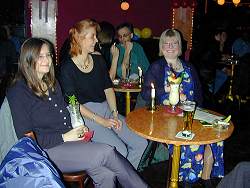 v.l.: Karin, Petra, Ilka (anklicken zum Vergrцяern, mit ALT+F4 wieder schliessen)