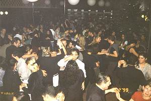 Salsa im Cafй der Kunsthalle in Bonn