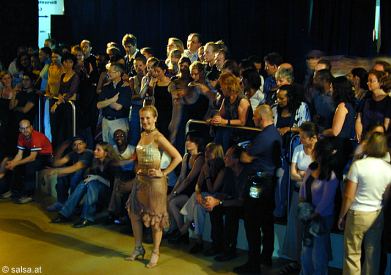 Salsa im Gangolf in Bonn - anklicken zum Vergrцяern - click to enlarge