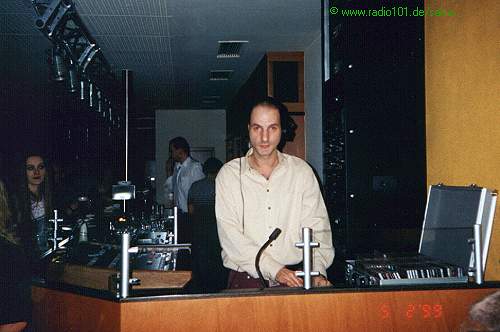 heiяe Salsa- und Merengue Sounds von DJ Silvio