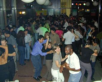 Salsa im Cafй der Kunsthalle in Bonn